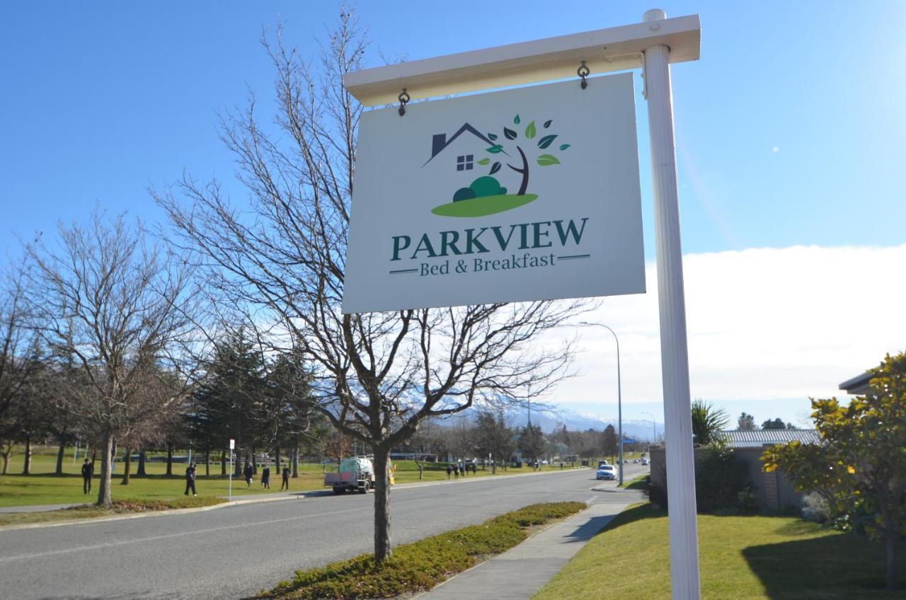 Parkview Bed And Breakfast Cromwell Bagian luar foto